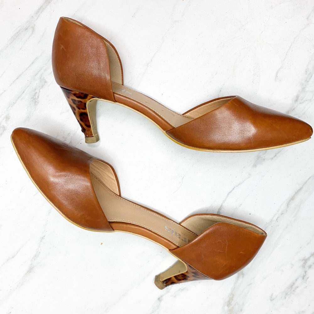 Marais USA leather kitten heels